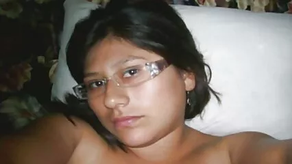 La gordita Daria Glover no perdona videos porno mexicanas con negros la vagina peluda al tener relaciones sexuales con un hombre