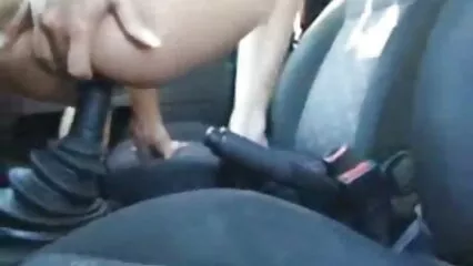 En pornomexicanoxxx una vagina muy delicada, el chico empujó a una chica tetona