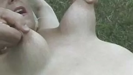 Beso besó a una perra oscura y fresca con putas cojiendo mexicanas un pene pequeño