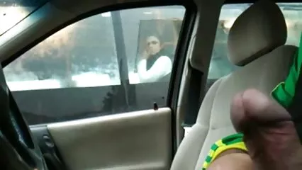 Besa a una mujer exuberante con su lazo porno de trios mexicanos caliente