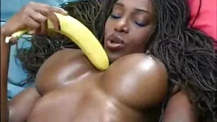 Adolescente cachonda le gusta maduras xxx mexicanas chupar y besar a su vecino