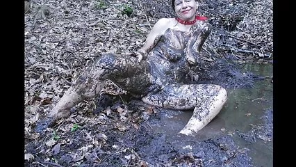 Dulce chica masturbándose apasionadamente su coño con videos pornos de putas mexicanas los dedos