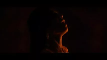 linda jovencita acaricia mexicana chichona su ano con su dedo