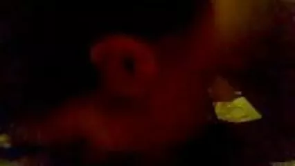 Belleza ver videos pornos caseros mexicanos pelirroja desnuda masturbándose la vagina